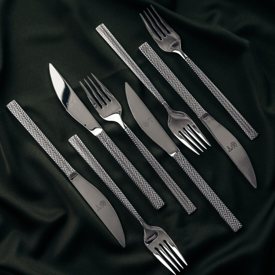 Trp Post Container Data Trp Post Id 6186 Gld Steak Set 4 Forks Amp 4 Knives Trp Post Container